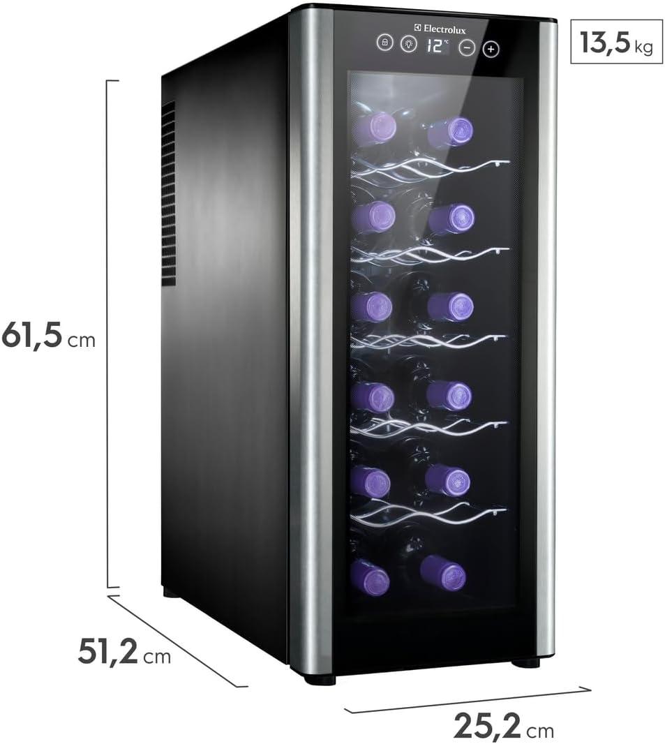 **Descrição do Produto: Adega Electrolux 12 Garrafas Uma Porta Acabamento em Alumínio** **Características Gerais:** - **Capacidade:** Armazena até 12 garrafas de vinho, ideal para amantes de vinho que desejam manter suas bebidas na temperatura ideal. - **Dimensões:** - Altura: 61,5 cm - Largura: 25,2 cm - Profundidade: 51,2 cm - **Peso:** 13,5 kg, facilitando o transporte e a instalação em diferentes ambientes. **Acabamento e Design:** - **Material:** Estrutura em alumínio com acabamento elegante, que proporciona um visual moderno e sofisticado. - **Porta de Vidro:** Porta de vidro temperado, que permite visualizar as garrafas armazenadas, além de proteger contra raios UV, ajudando a preservar a qualidade do vinho. - **Iluminação Interna:** Luz interna LED, que destaca as garrafas e facilita a visualização, sem aquecer o ambiente interno. **Sistema de Refrigeração:** - **Tipo de Refrigeração:** Sistema de refrigeração por compressor, garantindo um resfriamento eficiente e uniforme. - **Faixa de Temperatura:** Controle de temperatura ajustável, geralmente entre 8°C e 18°C, permitindo o armazenamento de diferentes tipos de vinhos nas condições ideais. **Funcionalidades:** - **Controle Digital:** Painel de controle digital com display, permitindo fácil ajuste da temperatura e monitoramento das condições internas. - **Prateleiras:** Prateleiras metálicas em formato de onda, que proporcionam um suporte seguro para as garrafas e otimizam o espaço interno. - **Ventilação:** Sistema de ventilação que garante a circulação do ar e evita o acúmulo de odores, mantendo a qualidade do vinho. **Eficiência Energética:** - **Consumo:** Equipamento projetado para ser eficiente em termos de consumo de energia, contribuindo para a redução de custos na conta de luz. **Aplicações:** - Ideal para uso residencial, em pequenos bares ou restaurantes, onde o armazenamento e a apresentação dos vinhos são importantes. **Atributos Técnicos:** - **Cor:** Preto com detalhes em alumínio. - **Tipo de instalação:** Livre instalação, podendo ser posicionado em diversos ambientes. - **Garantia:** Geralmente, 1 ano, cobrindo defeitos de fabricação. **Considerações Finais:** A Adega Electrolux 12 garrafas é uma excelente escolha para quem busca praticidade, eficiência e design moderno, permitindo o armazenamento adequado dos vinhos e a valorização do ambiente onde está instalada.