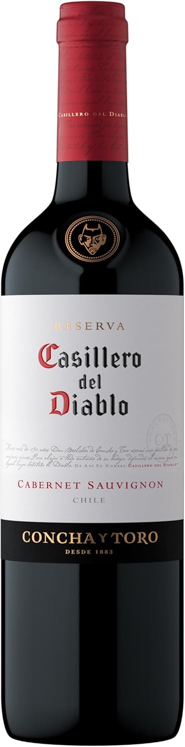 Close cápsula vermelha e rótulo Casillero del Diablo Cabernet Sauvignon Concha y Toro